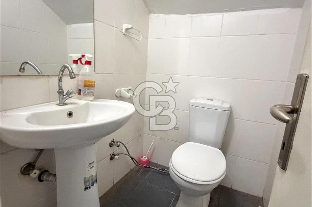 NECATİBEY CADDESİ YEŞİLIRMAK SOKAKTA 250 MT SATILIK İŞYERİ