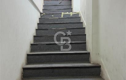 NECATİBEY CADDESİ YEŞİLIRMAK SOKAKTA 250 MT SATILIK İŞYERİ