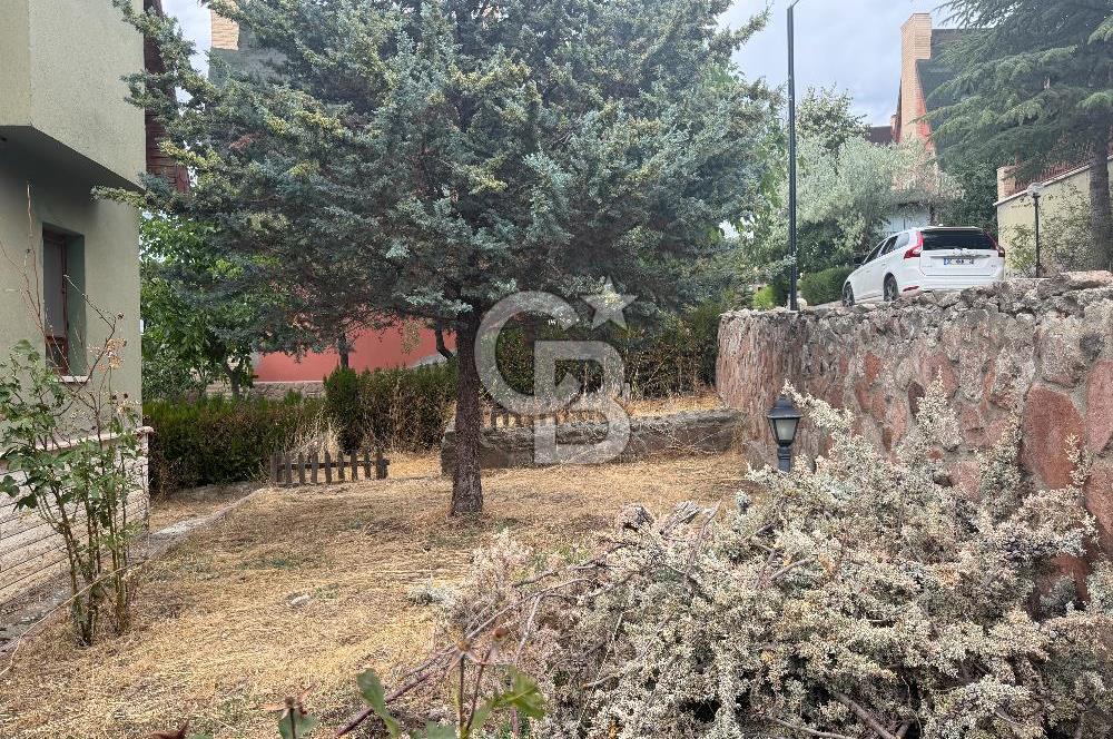 ÇAMLIDERE BERNAZ DAĞEVLERİ SİTESİNDE 4+1 FUL YAPILI VİLLA