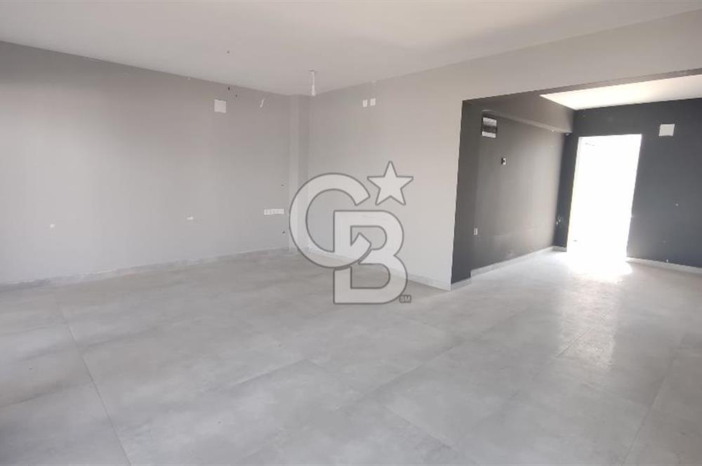 URLA YELALTI CADDE ÜSTÜ KİRALIK TERASLI DÜKKAN