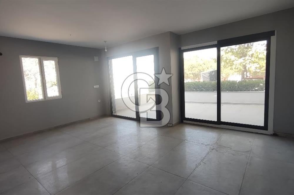 URLA YELALTI CADDE ÜSTÜ KİRALIK TERASLI DÜKKAN
