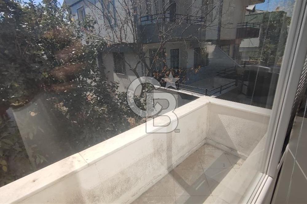 URLA YELALTI CADDE ÜSTÜ KİRALIK TERASLI DÜKKAN