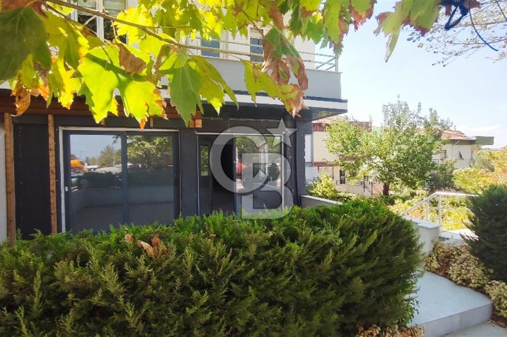 URLA YELALTI CADDE ÜSTÜ KİRALIK TERASLI DÜKKAN