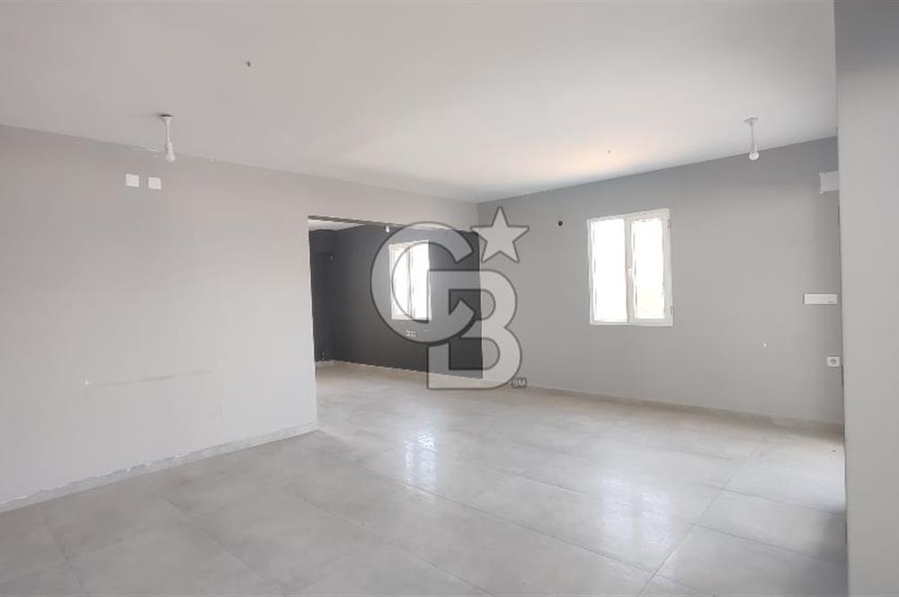 URLA YELALTI CADDE ÜSTÜ KİRALIK TERASLI DÜKKAN