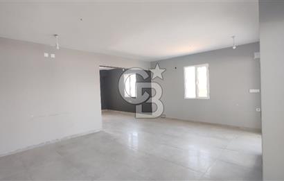 URLA YELALTI CADDE ÜSTÜ KİRALIK TERASLI DÜKKAN