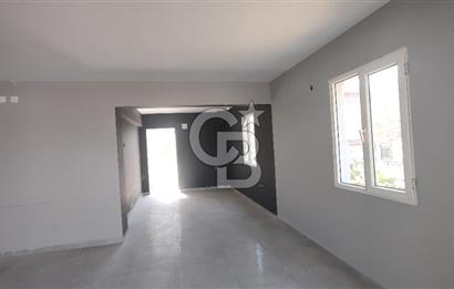 URLA YELALTI CADDE ÜSTÜ KİRALIK TERASLI DÜKKAN