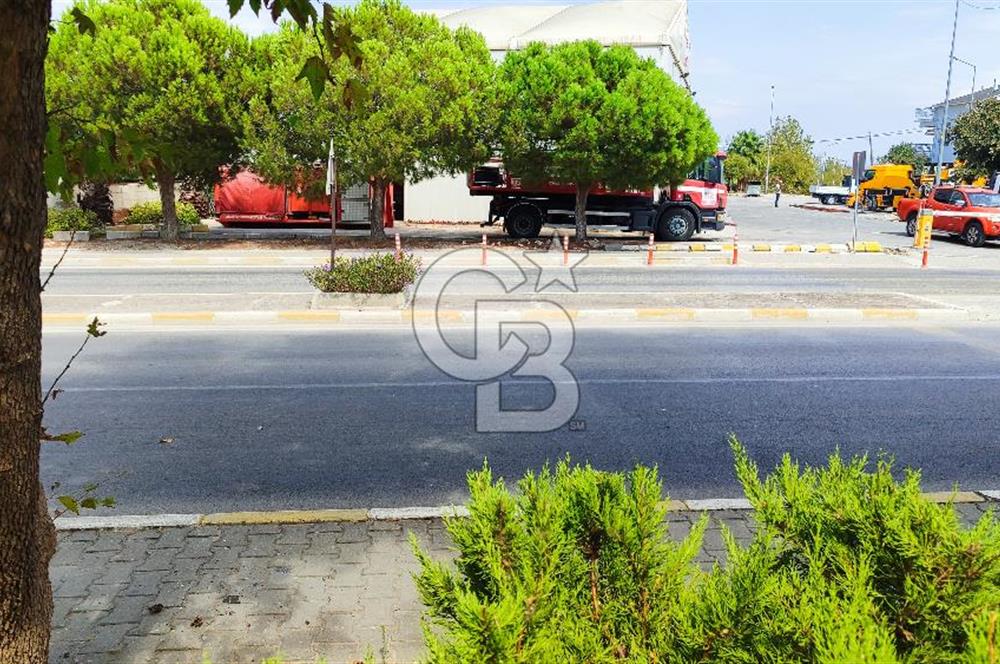 URLA YELALTI CADDE ÜSTÜ KİRALIK TERASLI DÜKKAN