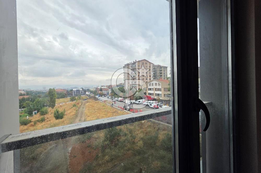 ÖVEÇLER BONİTA BOTANİK SİTESİNDE 2+1 SATILIK BOŞ DAIRE ( LİZBON CAD.DE)