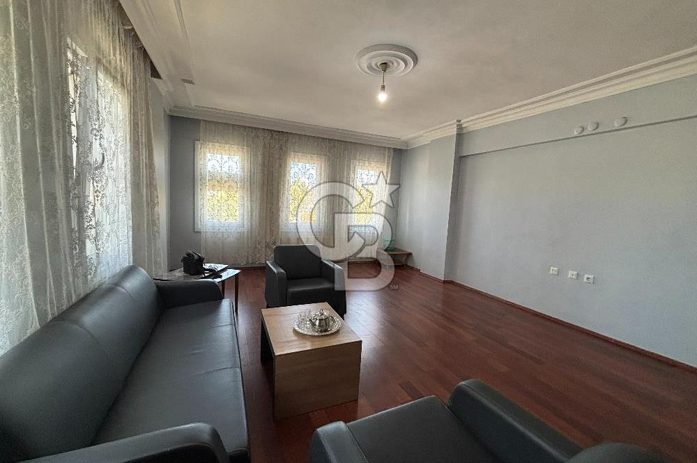 Bölgenin En Uygun Portföyü! 140 m² Net + 20 m² Depo Fırsat Daire