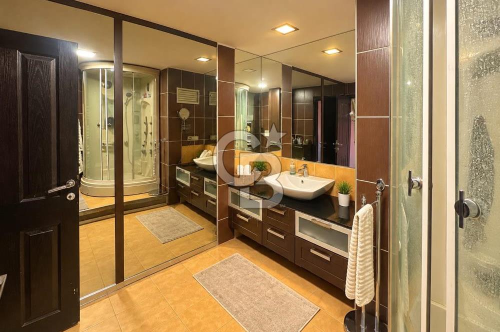 Atakent Efes Blokları’nda 3+1 137 M² Full Eşyalı  Deniz Manzaralı Çift Cephe Kiralık Daire 