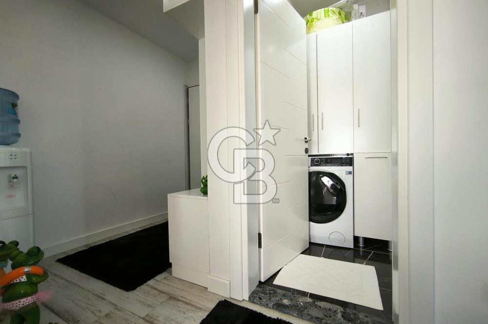 Ayvalık Sarımsaklı Plajına 50m Deniz Manzaralı Satılık 2+1 Daire 
