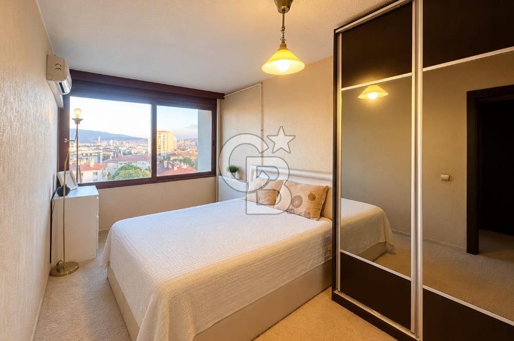 Atakent Efes Blokları’nda 3+1 137 M² Full Eşyalı  Deniz Manzaralı Çift Cephe Kiralık Daire 