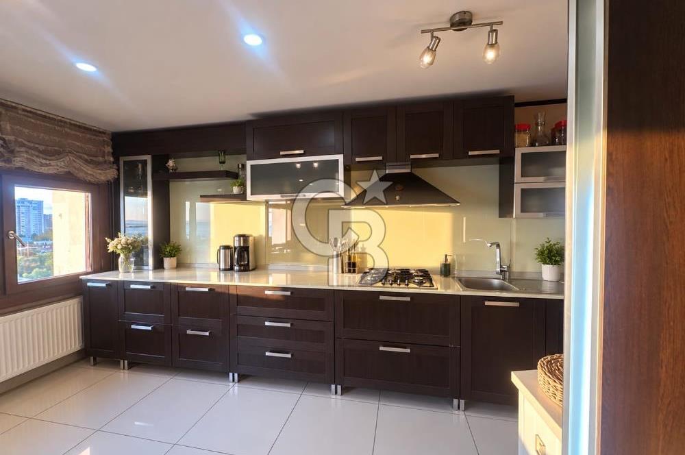 Atakent Efes Blokları’nda 3+1 137 M² Full Eşyalı  Deniz Manzaralı Çift Cephe Kiralık Daire 