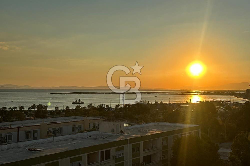 Atakent Efes Blokları’nda 3+1 137 M² Full Eşyalı  Deniz Manzaralı Çift Cephe Kiralık Daire 