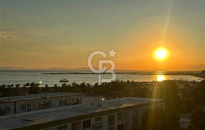 Atakent Efes Blokları’nda 3+1 137 M² Full Eşyalı  Deniz Manzaralı Çift Cephe Kiralık Daire 