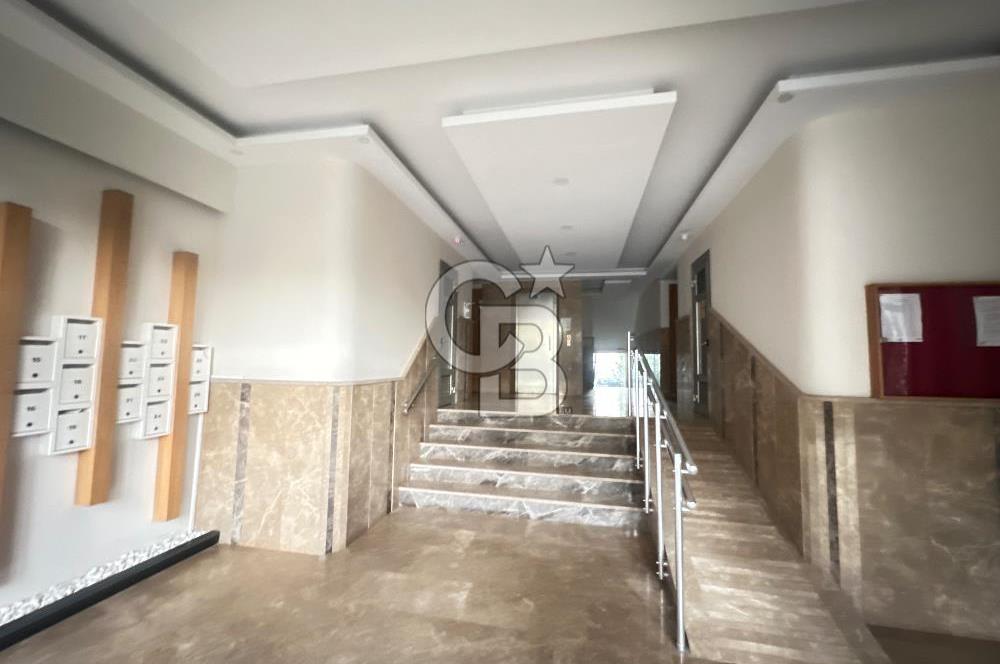 Atakent Efes Blokları’nda 3+1 137 M² Full Eşyalı  Deniz Manzaralı Çift Cephe Kiralık Daire 