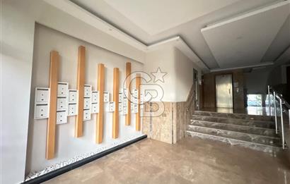 Atakent Efes Blokları’nda 3+1 137 M² Full Eşyalı  Deniz Manzaralı Çift Cephe Kiralık Daire 