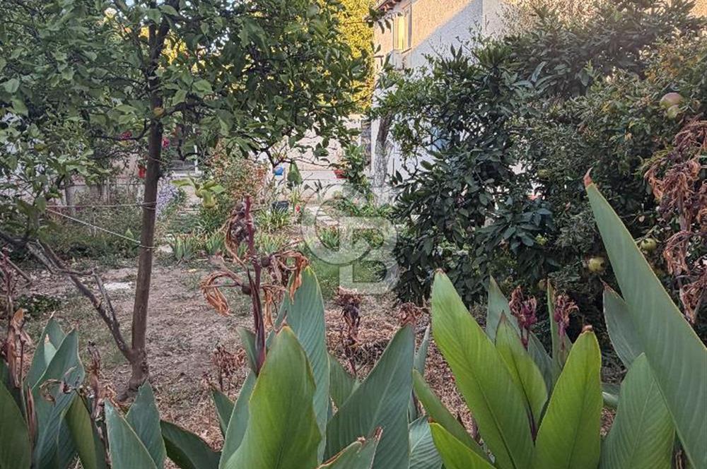 Narlıdere Limanreiste İçinde Yapı Bulunan 363 m2 Satılık Arsa