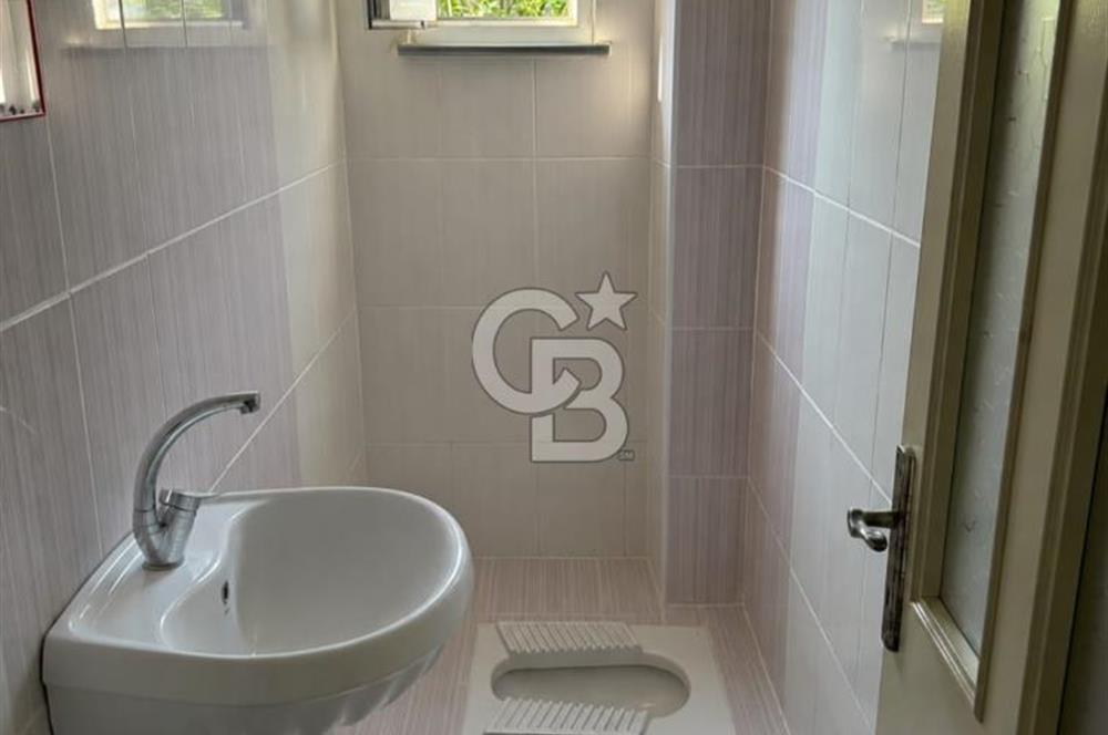 FATSA MERKEZDE TEMİZ, KOMBİLİ, KISMİ EŞYALI 2+1 KİRALIK DAİRE
