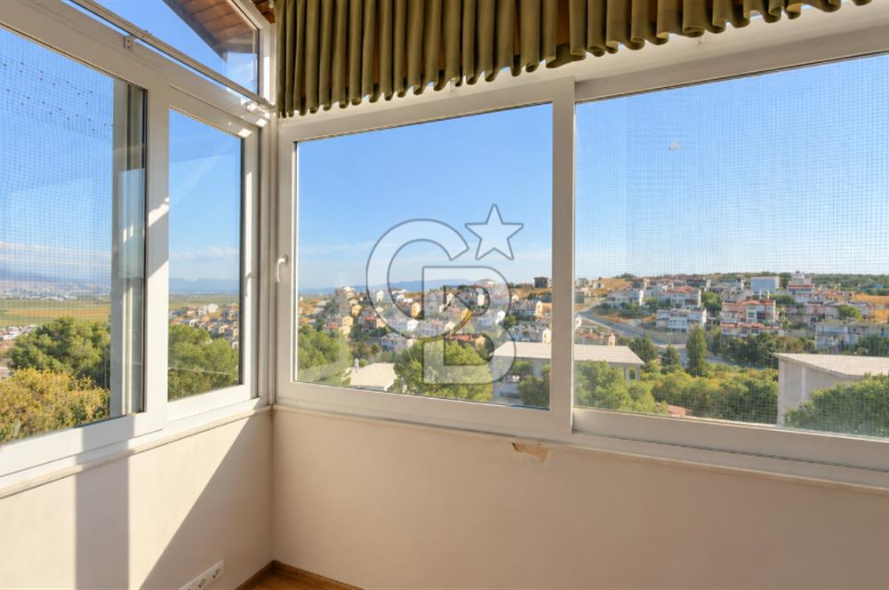  Villakent'te Kendine Ait Bahçeli Kiralık 4+2 Triplex Villa