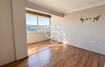  Villakent'te Kendine Ait Bahçeli Kiralık 4+2 Triplex Villa