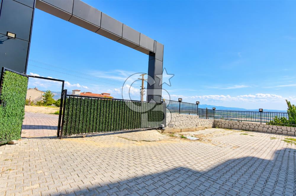 AVRUPA RÖNESANS EVLERİNDE SATILIK 3+1 DAİRE