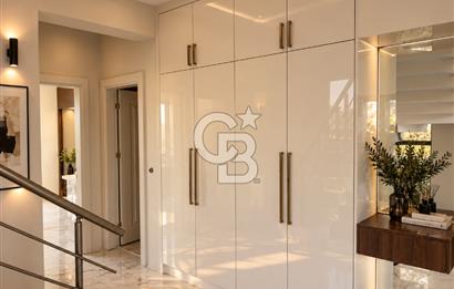 MENDERES'TE DUBLEKS 5+1 MÜSTAKİL BAHÇELİ HAVUZLU 265m2 SATILIK VİLLA