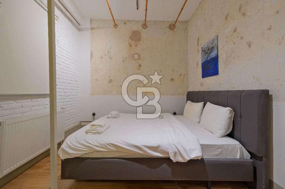 GALATA DA TARİHİ BİNADA AIRBNB LİSANSLI 5 + 1 DAİRE