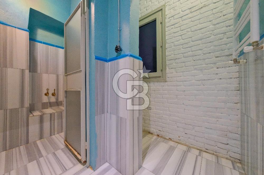GALATA DA TARİHİ BİNADA AIRBNB LİSANSLI 5 + 1 DAİRE