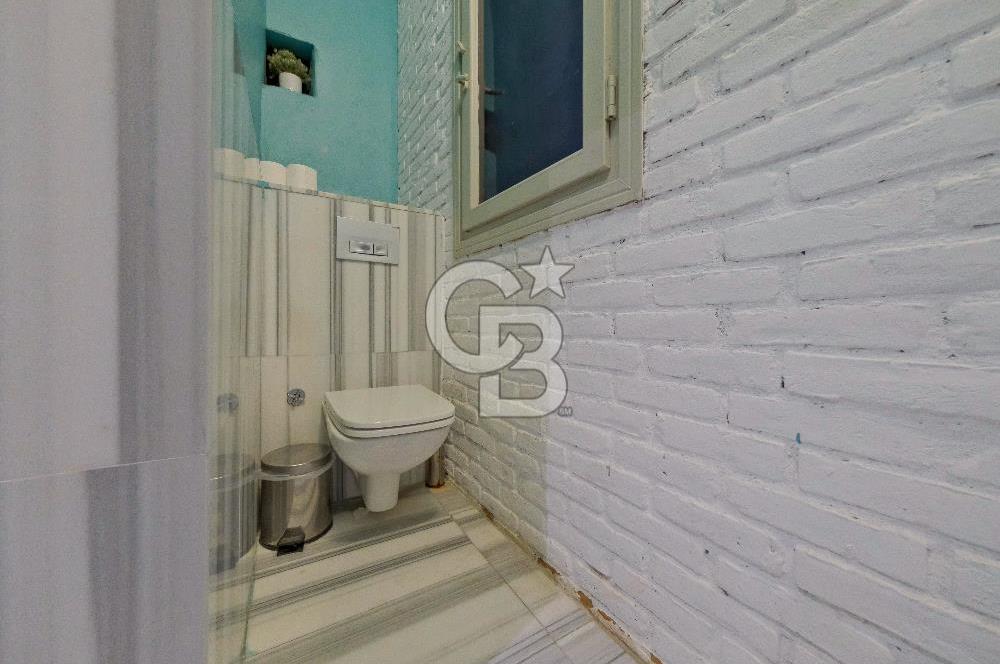 GALATA DA TARİHİ BİNADA AIRBNB LİSANSLI 5 + 1 DAİRE