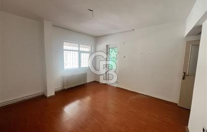 DİKMEN YETKİN SOKAK'TA 3+1 KİRALIK DAİRE
