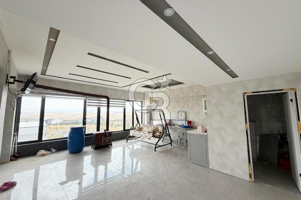 KAVAKLI OSB'DE TERASLI 5 KATLI FABRİKA