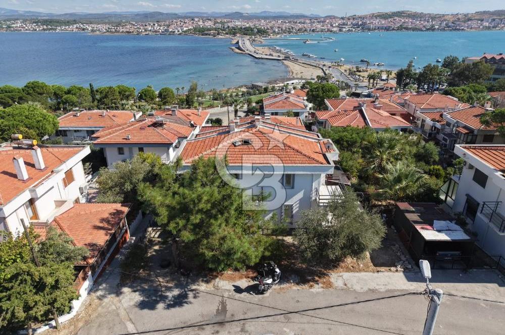 LALE ADASINDA AYVALIĞA KARŞI HER ODASI BALKONLU MÜSTAKİL DUBLEKS