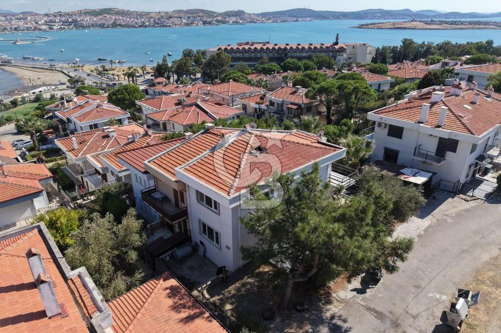 LALE ADASINDA AYVALIĞA KARŞI HER ODASI BALKONLU MÜSTAKİL DUBLEKS
