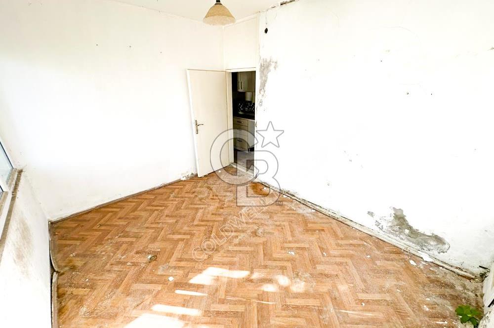 KUŞADASI MERKEZDE SATILIK DENİZE YAKIN BAHÇE KATI 2+1 DAİRE
