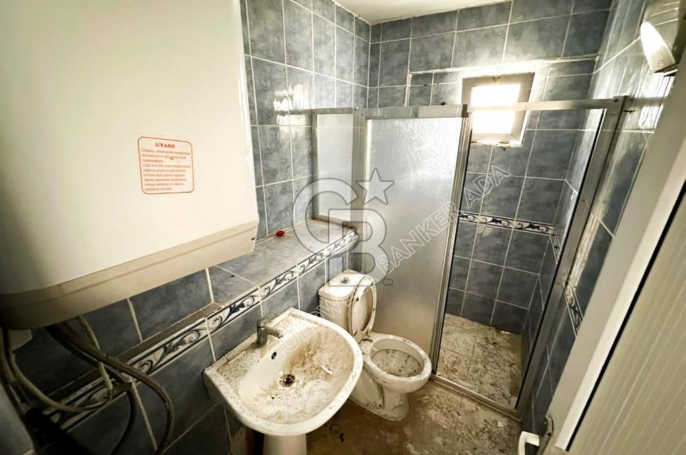 KUŞADASI MERKEZDE SATILIK DENİZE YAKIN BAHÇE KATI 2+1 DAİRE