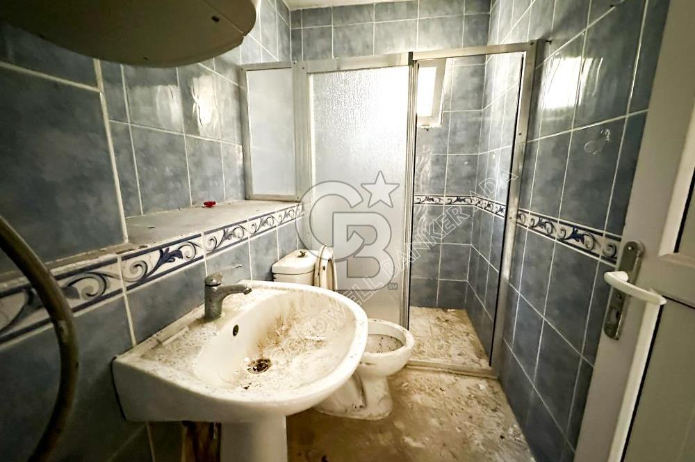 KUŞADASI MERKEZDE SATILIK DENİZE YAKIN BAHÇE KATI 2+1 DAİRE
