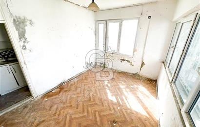 KUŞADASI MERKEZDE SATILIK DENİZE YAKIN BAHÇE KATI 2+1 DAİRE