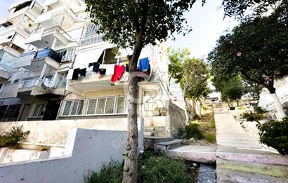KUŞADASI MERKEZDE SATILIK DENİZE YAKIN BAHÇE KATI 2+1 DAİRE