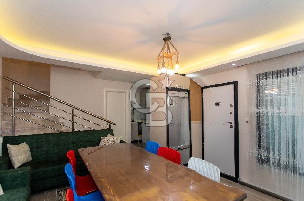 YENİFOÇA GENCELLİ'DE DENİZE 10 ADIM 2+1 TERASLI DUBLEKS