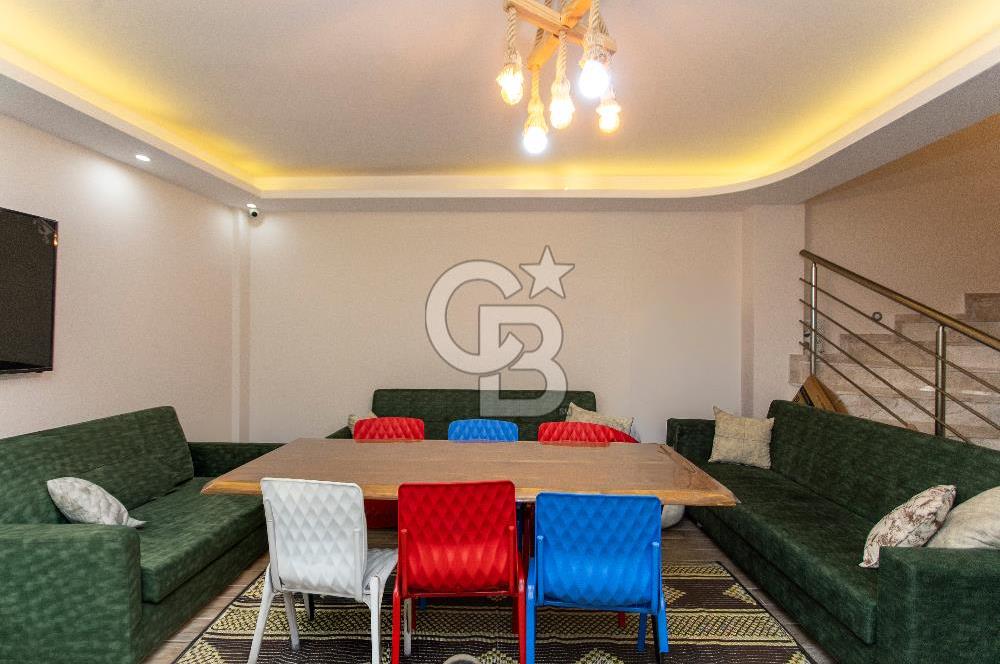 YENİFOÇA GENCELLİ'DE DENİZE 10 ADIM 2+1 TERASLI DUBLEKS