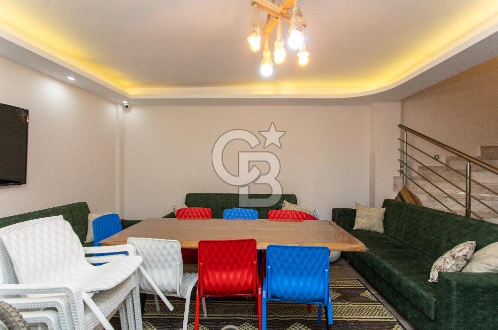 YENİFOÇA GENCELLİ'DE DENİZE 10 ADIM 2+1 TERASLI DUBLEKS