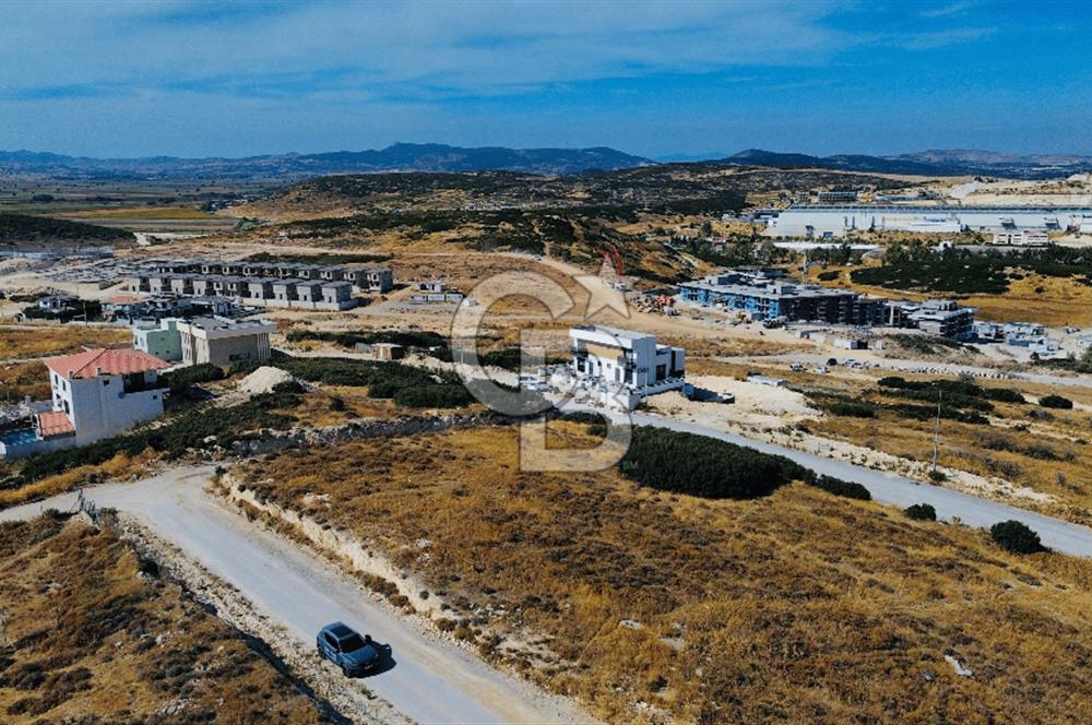 Menemen Seyrek Villakent'te Satılık Villa İmarlı Arsa