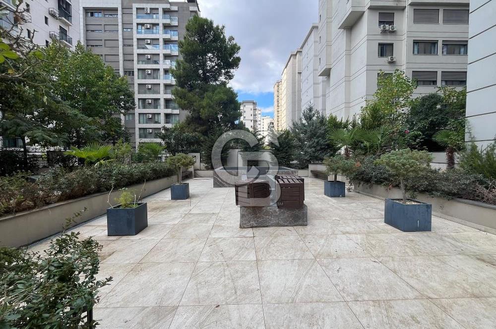 Erenköy Güvenç Sokak'ta Bağdat Caddesi'ne Yakın Eşyalı 2+1 