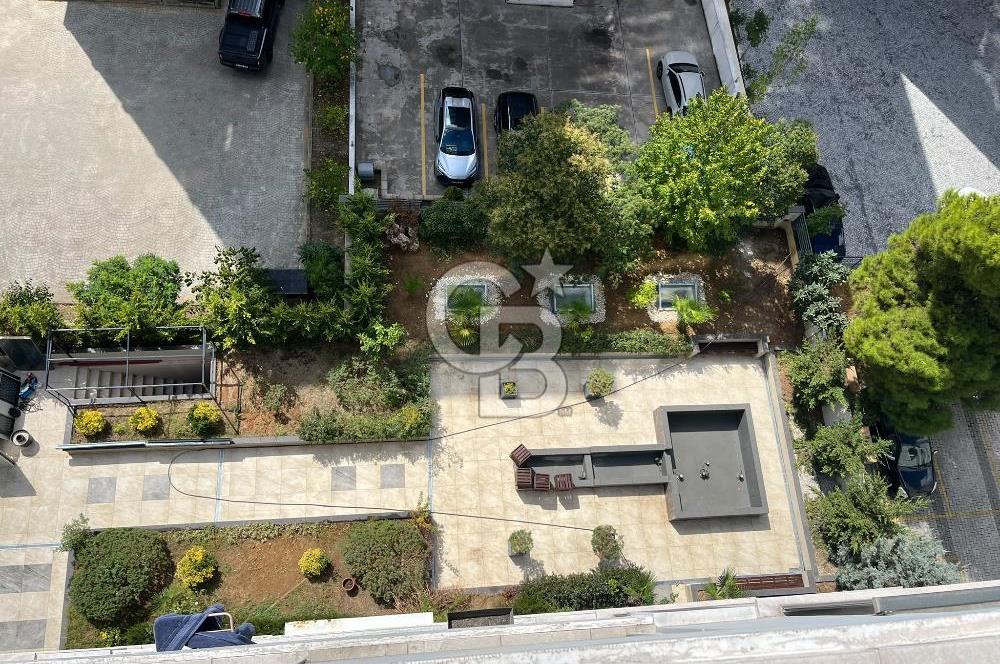 Erenköy Güvenç Sokak'ta Bağdat Caddesi'ne Yakın Eşyalı 2+1 