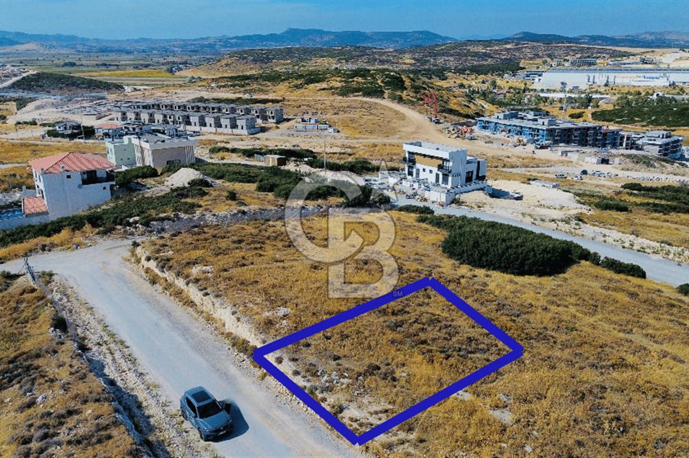 Menemen Seyrek Villakent'te Satılık Villa İmarlı Arsa
