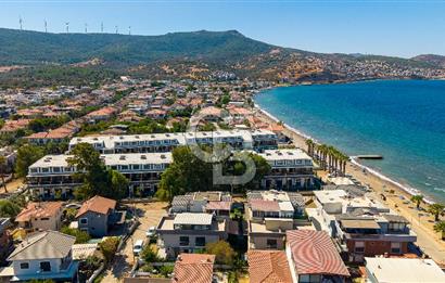 YENİFOÇA GENCELLİ'DE DENİZE 10 ADIM 2+1 TERASLI DUBLEKS