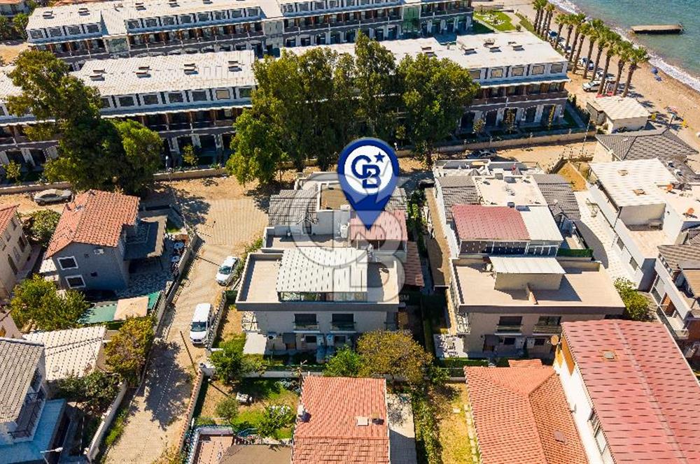YENİFOÇA GENCELLİ'DE DENİZE 10 ADIM 2+1 TERASLI DUBLEKS