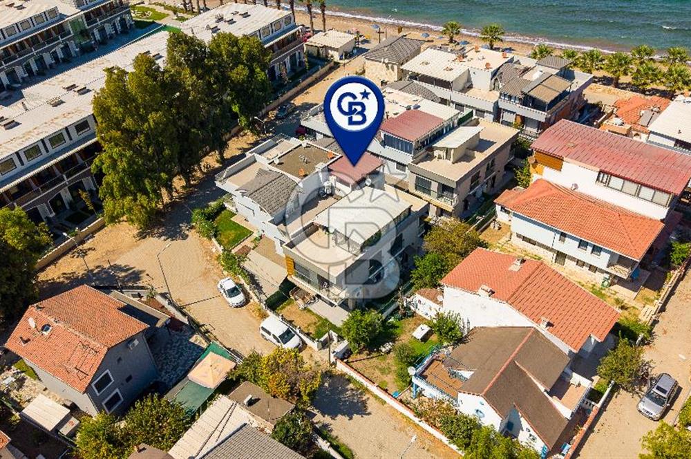 YENİFOÇA GENCELLİ'DE DENİZE 10 ADIM 2+1 TERASLI DUBLEKS
