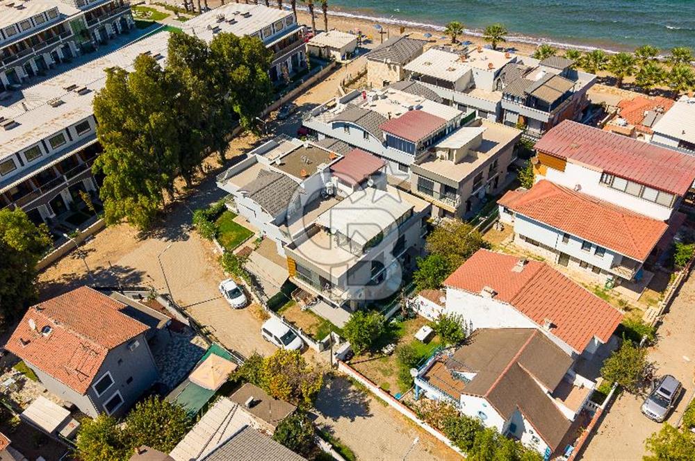 YENİFOÇA GENCELLİ'DE DENİZE 10 ADIM 2+1 TERASLI DUBLEKS